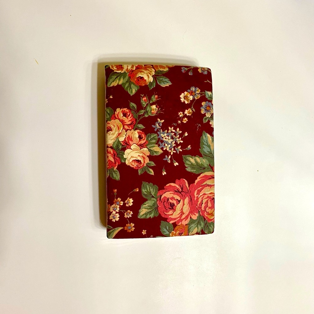 Vintage floral jewelry clutch with gold trim